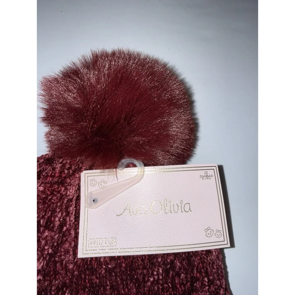 Ava Olivia Girls Chenille Beanie Hat Faux Fur Pom Pom Burgundy Gloves Cold NWT